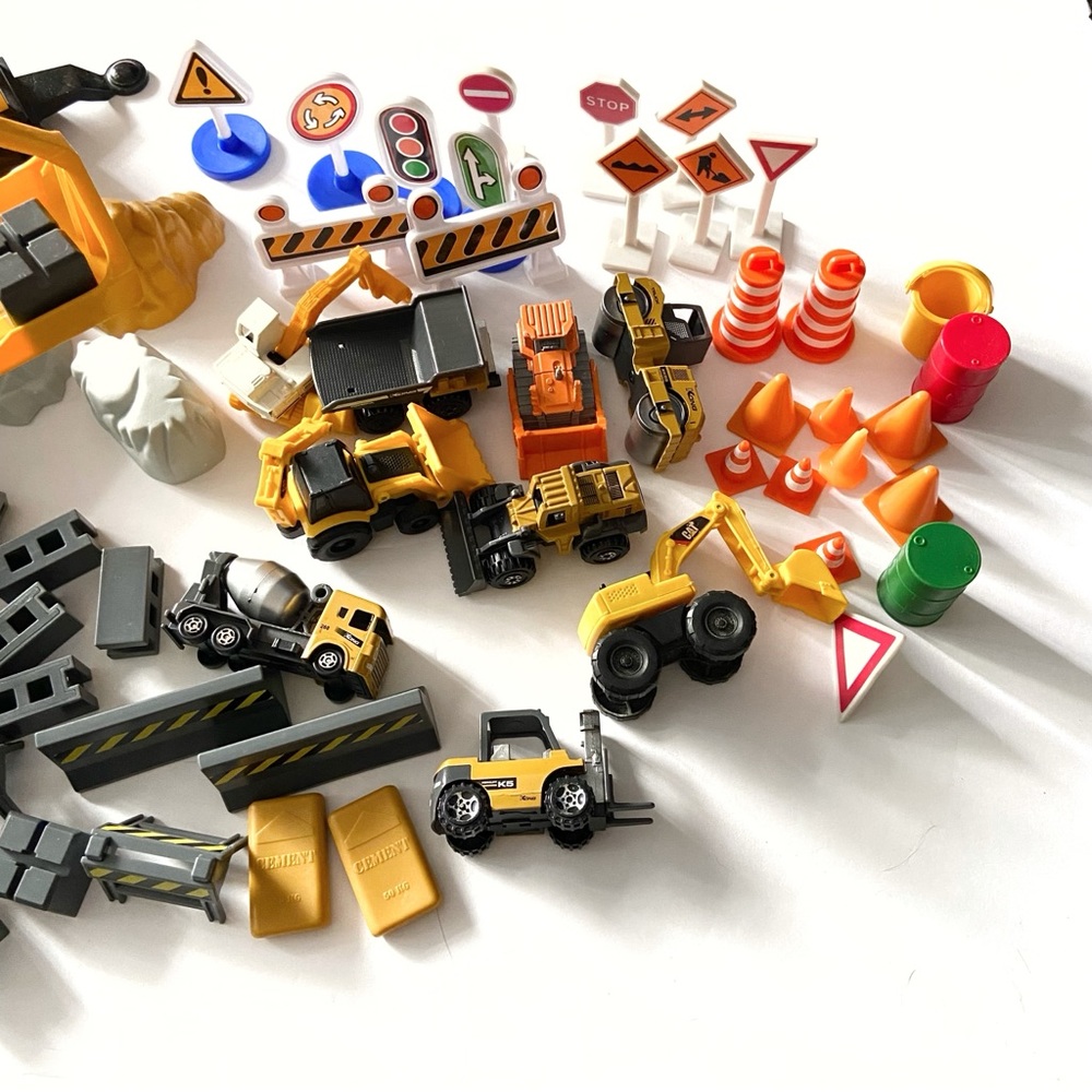 Drive Construction Site Crane Truck Vehicle Accesories Building Play Set Toy - Picture 5 of 5